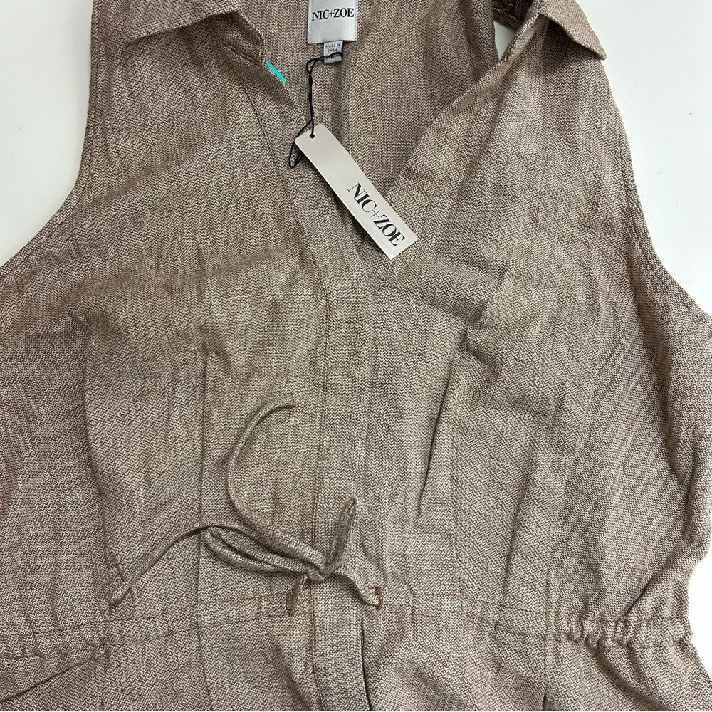 Nic & Zoe LINEN COTTON CINCH VEST (size L) - Picture 4 of 8